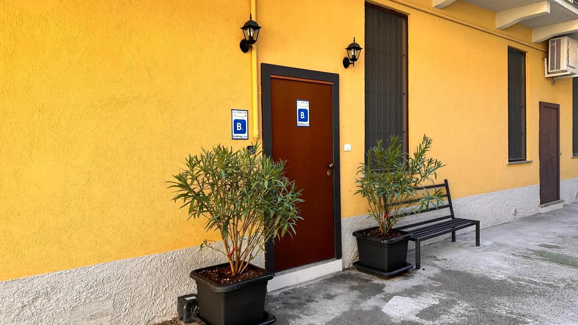 Ca Foscari Harmony Jacuzzi Apartment ミラノ 0*,  イタリア